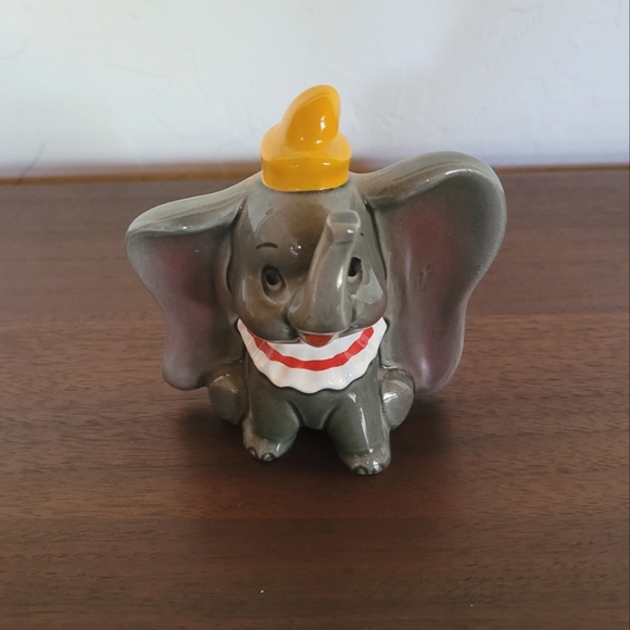 Disney Art Vintage Disney Dumbo Figurine Poshmark